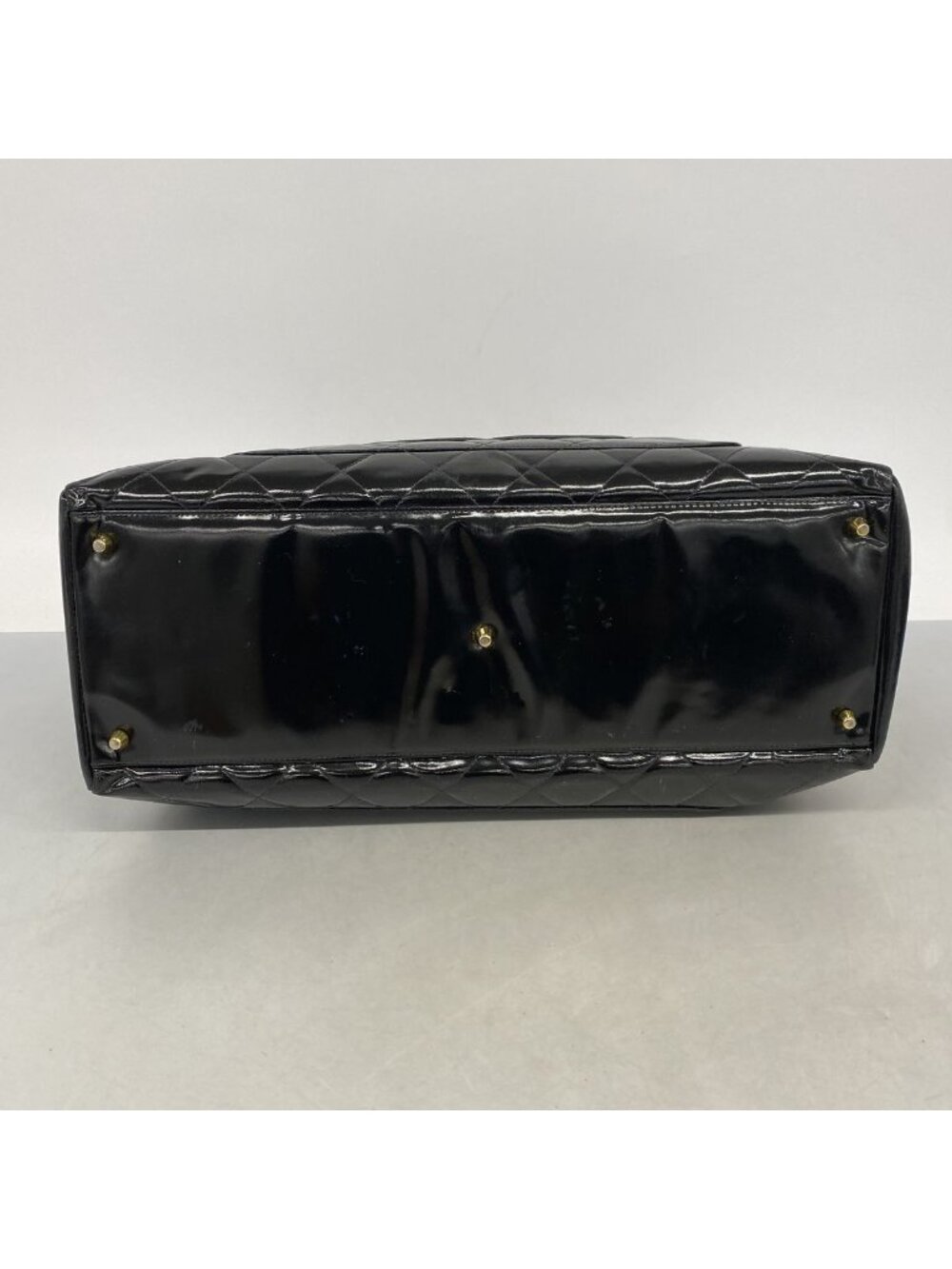 Chanel Tote Bag Quilted Patent Leather Black Gold - Picture 3 of 12